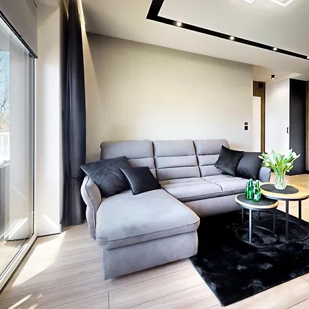 Sloneczne Tarasy & *