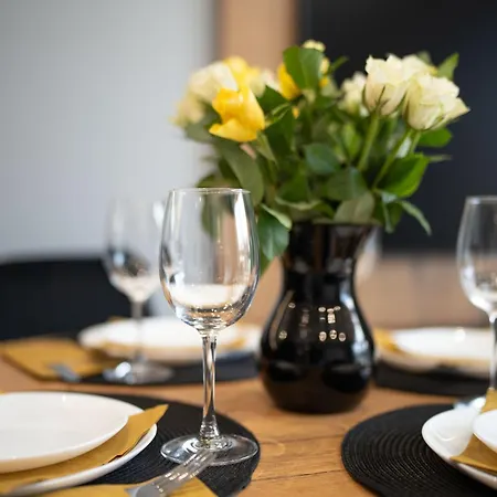 Sloneczne Tarasy & *